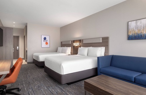 Buford Hotel | Holiday Inn Express & Suites Buford – Mall of Georgia by IHG