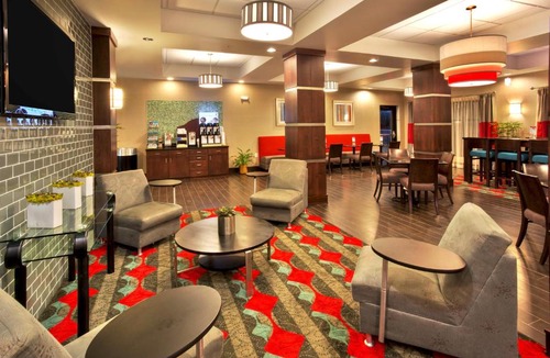 Oak Ridge Hotel | Holiday Inn Express & Suites Oak Ridge by IHG
