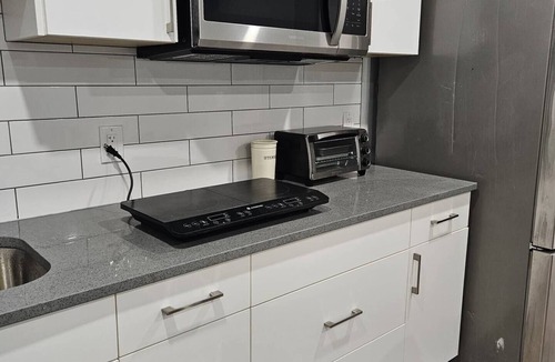 Regina Apartment | Home Near Regina Airport