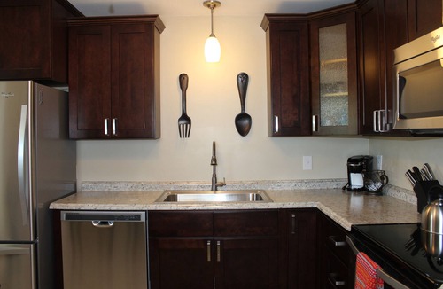 Lynchburg House | Home Sweet Home - clean & convenient