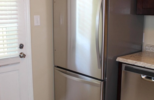 Lynchburg House | Home Sweet Home - clean & convenient