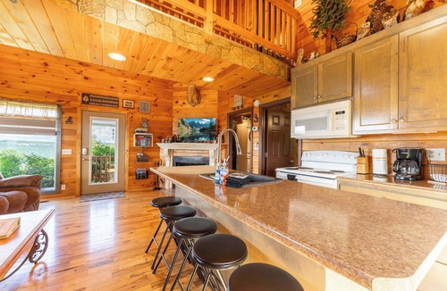 Bryant Cabin | Hoot Owl Cabin – Private Hot Tub & Outdoor Living