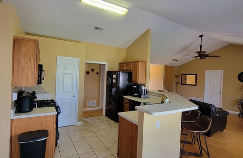 Horn Lake House | Horn Lake Hideaway ~ Spacious 4BR/2BA Near Memphis ~ Monthly Stays Welcome