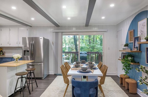 Starmount House | Hot Tub, 5BR, Pet Friendly, Karaoke, Quail Hollow Hideaway