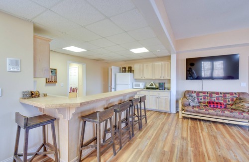 Blairsville House | Hot Tub, Arcade & Casino! Blue Ridge Mtn Mansion