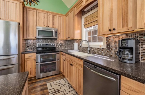 Wise House | Hot Tub, Boat Dock, Large Deck, Firepit, Tiki bar, Pool!