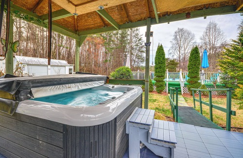 Mount Airy House | Hot Tub, Home Gym, Decks! Retreat 9 Mi to Mt Airy