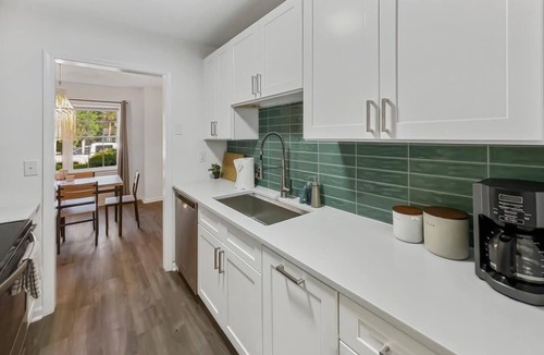 Mount Pleasant House | Hot Tub & Putting Green in Central Mt. Pleasant
