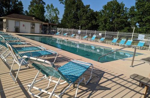 Surfside Beach House | HOUSE-Pools-15 Mins to Beach-Central Location Mid-Strand