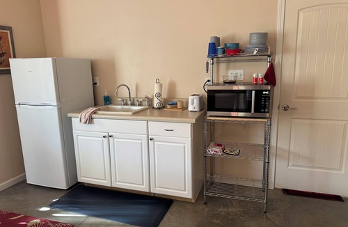 Harriman House | House with rental basement with private entrance in Harriman, Tennessee