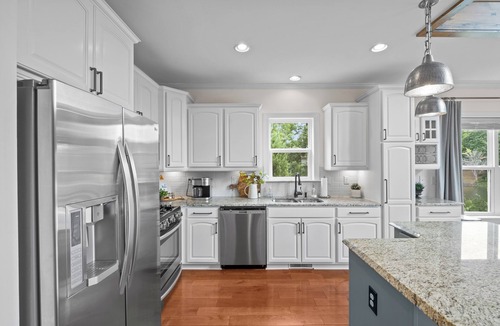 Steele Creek House | Island Point Escape on Lake Wylie! Designer Lakefront House, Sleeps 10+