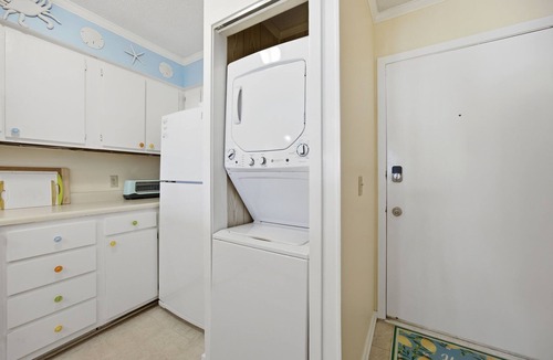 Atlantic Beach Condo | It's Beach Time at A Place at the Beach waterpark resort. This 2-bedroom, 2-bathroom condo offers fun accommodations overlooking the waterslide & pools. On-site you'll find mini-golf, tennis, beach access and SO MUCH MORE!