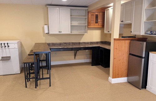 Charlottetown Bed & Breakfast | King Bedroom Cozy Retreat Near Everything | Clean & Comfortable