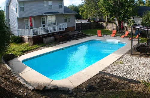 Huntcliff House | King Ensuite Retreat | Private Pool Game Room