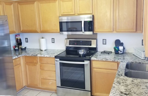 Oakdale House | Knight's Vacation Rental Property Charlotte, NC