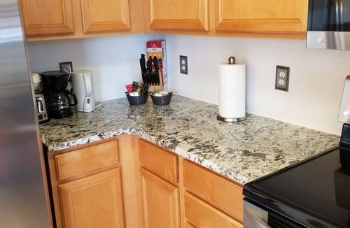 Oakdale House | Knight's Vacation Rental Property Charlotte, NC