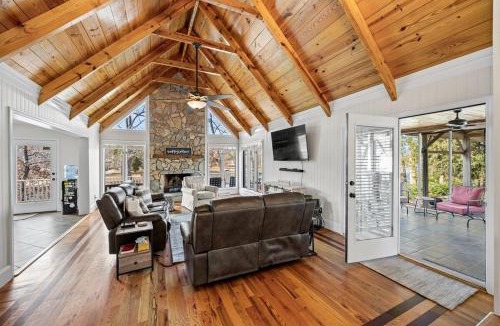 Rock Hill House | Lake House, Fire Table, Hot Tub, Screened in Porch