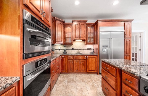 Olivia House | Lakefront House w/Private Pool & Patio