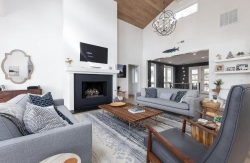 Cullowhee House | Lakefront Retreat Sleeps 16 by Nell Haven Homes