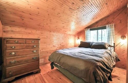 Northfield House | Lakefront Views Fishing Retreat Dock Launch