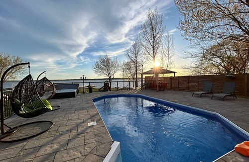 Valentia Cottage | Lakeside Retreat w/Swimming Pool & Hot Tub