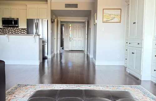 Huntsville Apartment | Lakeview 3BR Escape – Ski & Golf Nearby