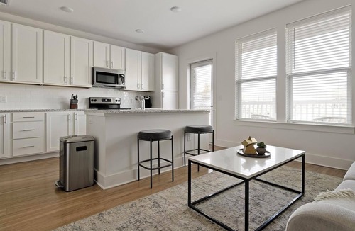 Fort Mill Apartment | Landing | Amazing 1BD, Pool, Yoga Studio