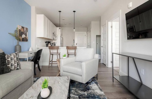 Hickory Apartment | Landing | Amazing 1BD, Yoga Studio, Gym