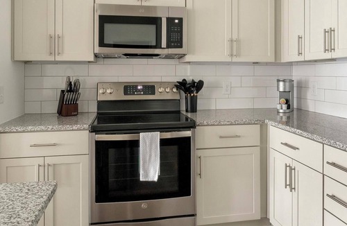 East Raleigh Apartment | Landing | Amazing 1BD, Yoga Studio, Clubhouse