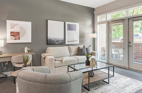 NoDa Apartment | Landing at Mercury NoDa - 1 Bedroom in North Charlotte