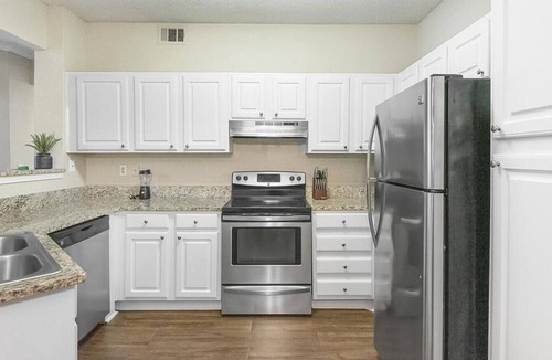 Germantown Apartment | Landing at The Bridges At Germantown - 3 Bedrooms in Downtown Germantown