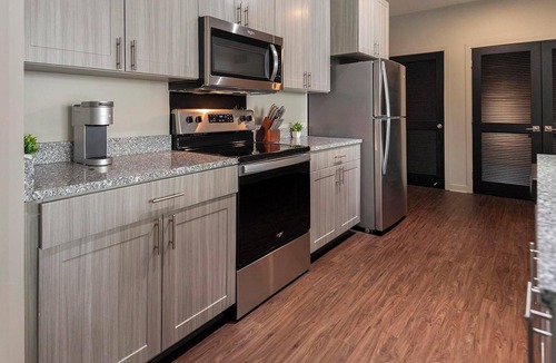 Midtown Apartment | Landing | Beautiful 2BD, Gym, Pool