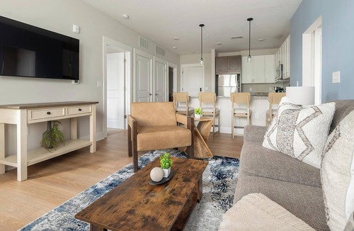 Hickory Apartment | Landing | Chic 2BD, Yoga Studio, Clubhouse