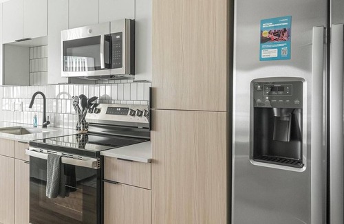 Chapel Hill Apartment | Landing | Chic Studio, Game Room, Courtyard
