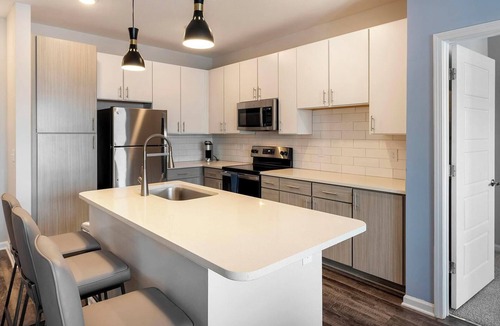 Charlotte Apartment | Landing | Incredible 2BD, Gym, Pool