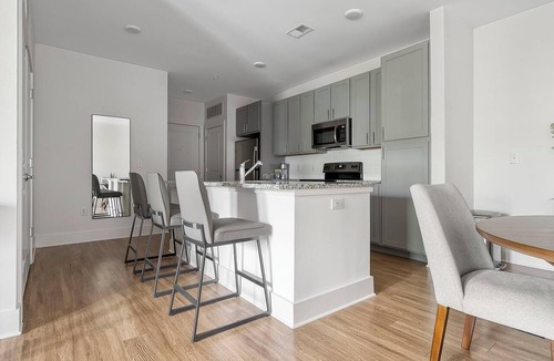 Fort Mill Apartment | Landing | Modern 3BD, Yoga Studio, Gym