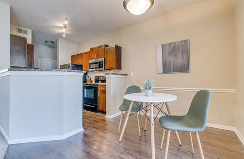 Germantown Apartment | Landing | Stunning 1BD, Tennis Court, Gym