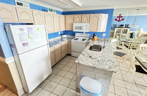 Garden City Condo | LARGE AND LOVELY 3 BEDROOM SUITE WAITING FOR YOUR ARRIVAL IN GARDEN CITY SC!