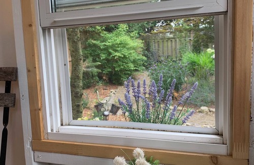 Thamesford Cabin | Lavender Cabin