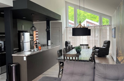 Stoneham House | Le 29 - Summit Nest - Cozy ski/bike retreat