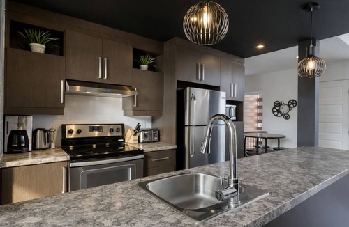 Stoneham House | Le 29 - Summit Nest - Cozy ski/bike retreat