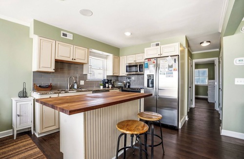 Cherry Grove Beach House | Living Beach 4, Pet Friendly, Oceanfront House in Cherry Grove with Hot Tub