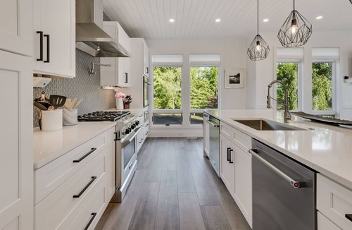 Bumpass House | LKA All Day! - An Expansive Waterfront Retreat on Lake Anna