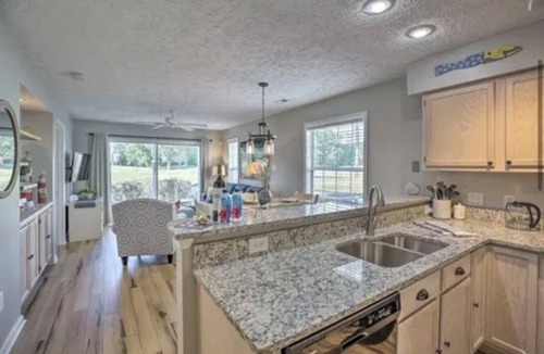 Carolina Forest Condo | LOCATION! Feel right at home here! DISCOUNTS applied when you pick your dates!