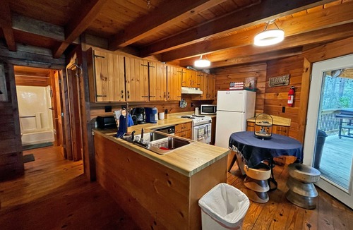 McCormick County Cabin | Log Cabin with large deck and dock in best location on the Lake!