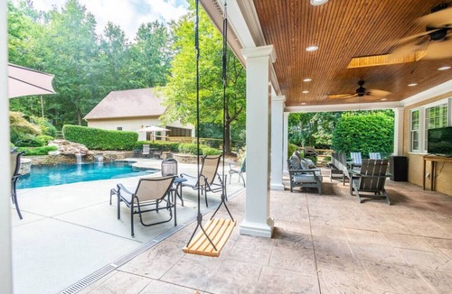 Providence Plantation Villa | LUX Resort Like Villa Heated Pool Hot Tub Games