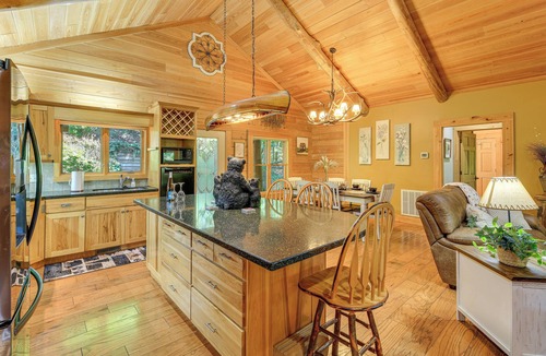 North Fork Township Cabin | Luxe Mountain Escape w/Hot Tub & Gym Near Boone!