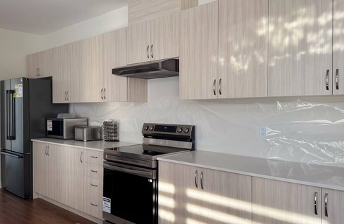 Dwight House | Luxury 3000SQF Muskoka Cottage | Private Retreat | Ski, Beach & Near Algonquin