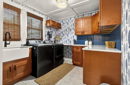 Manning House | Luxury 4-Bedroom Lake Marion Retreat w/Rooftop Deck & Spacious Outdoor Living