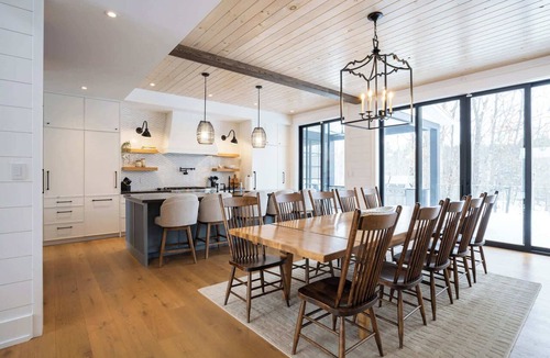 Severn House | Luxury Home on Gloucester Pool, 7 BDRMS